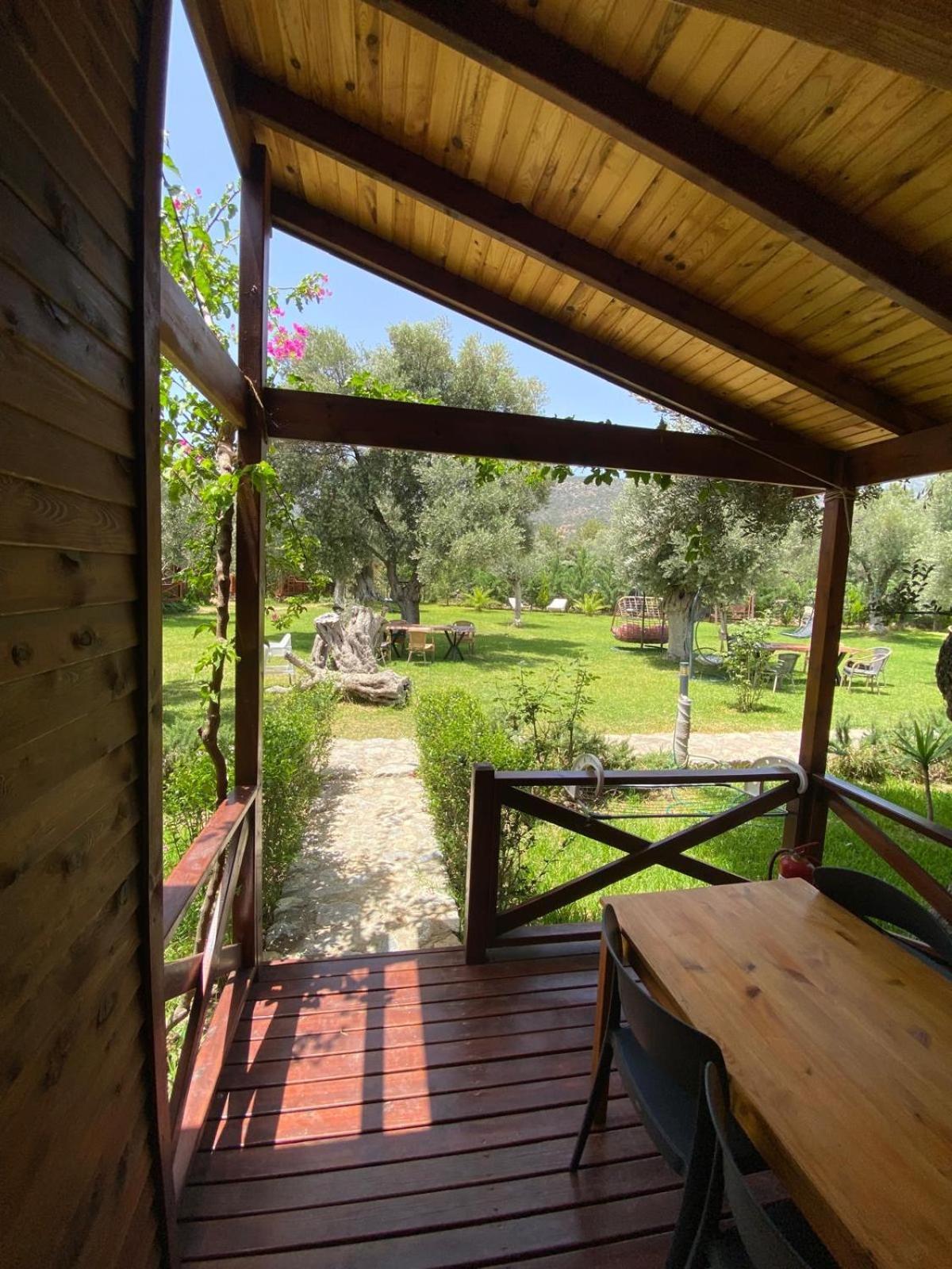 Suzi'Nin Bahcesi Bungalov Evler Datça Buitenkant foto